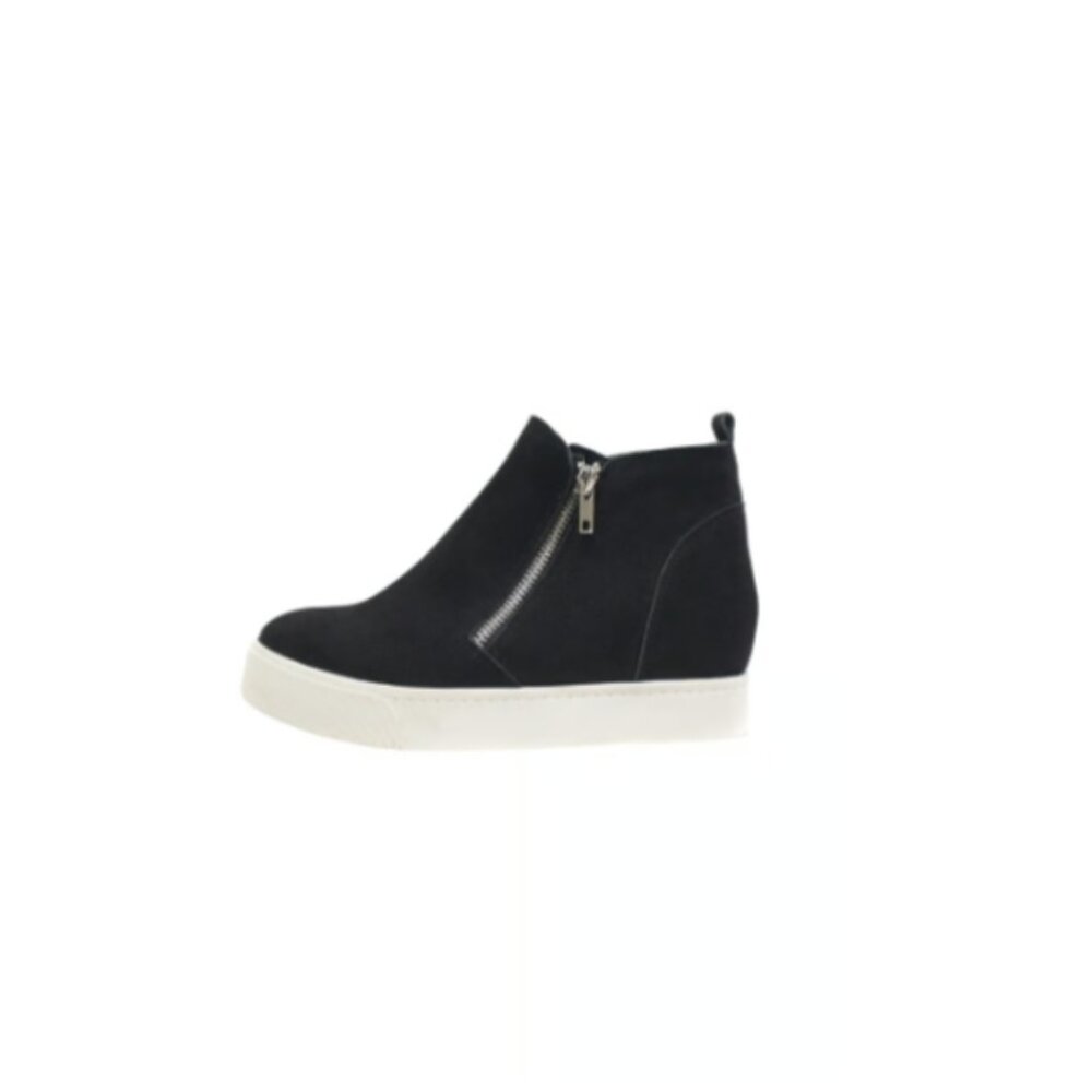 Steve Madden women’s wedgie 7.5 black suede